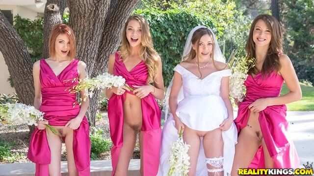 A young bride with an elastic ass had fun with a lesbian before the wedding